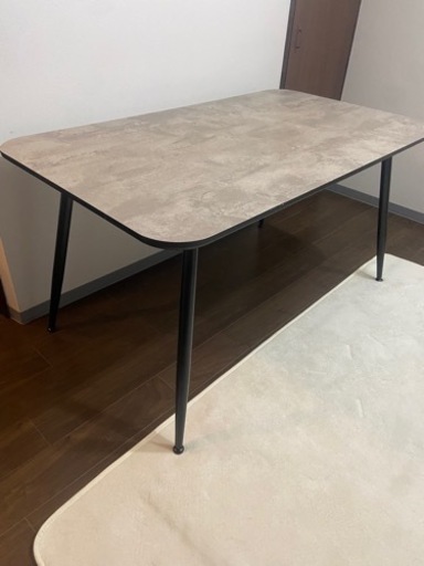 マナベ　ダイニングテーブル