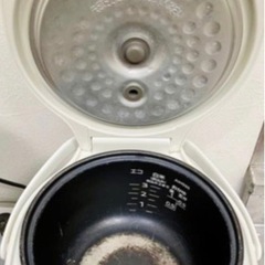 【500円】タイガー炊飯器3号炊き　JAI-H550(WU)の画像