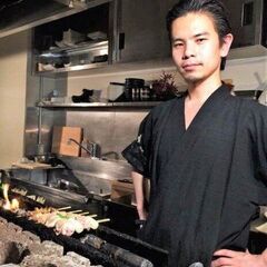 和酒と懐石風焼鳥をコンセプトにした、和装で調理や接客等を行う御仕事です。の画像