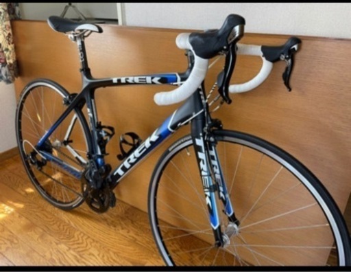 お話し中TREK  ロードバイク