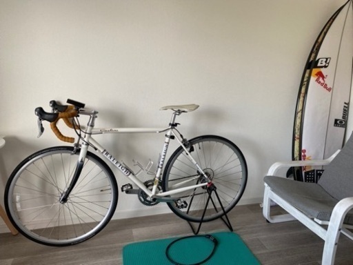 ロードバイク　カールトン　パールホワイト