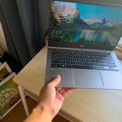 軽い800g ノートパソコン 12GB RAM, 120G SSD