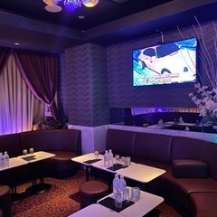 ホールスタッフ