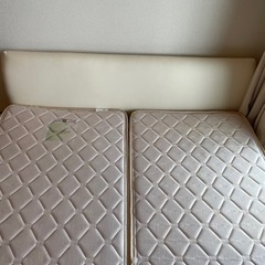 クイーンベッド（東京インテリア購入）無料…ただし…