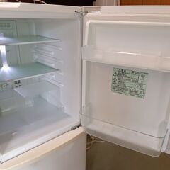 パナソニック 2ドア冷蔵庫 138L 2015年製 NR-B147W　/DJ-1057 1FOの画像
