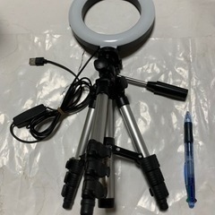 カメラ用三脚、LEDリングライト、セット