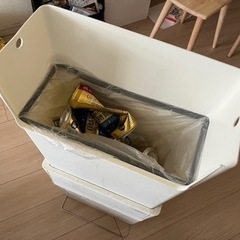 値下しました。スリム分別ゴミ箱2段の画像