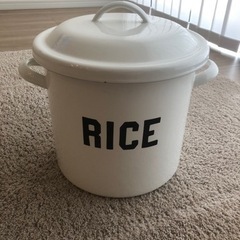 【早い者勝ち】ホーロー米びつ　5kg