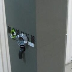 自動給茶機 ホシザキ PTE-100H2WA-BK 電源100V (家庭用コンセント使用可能) サイズ (約) 幅450×奥行527×高さ1465の画像