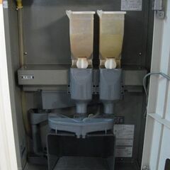 自動給茶機 ホシザキ PTE-100H2WA-BK 電源100V (家庭用コンセント使用可能) サイズ (約) 幅450×奥行527×高さ1465の画像