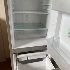 AQUA冷蔵庫の画像