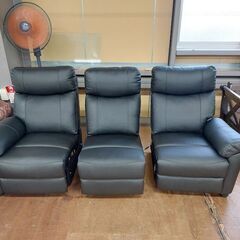 ニトリ　グラッゼ　本革　電動リクライニング３人掛けソファー　黒　【愛品倶楽部柏店】の画像