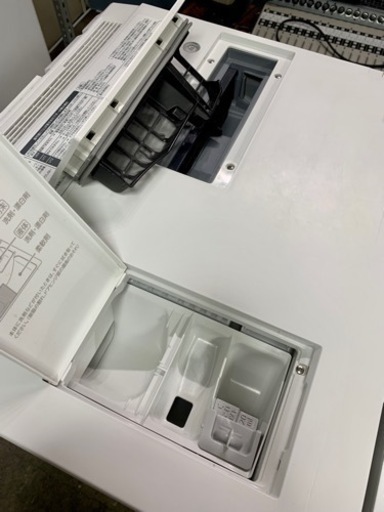 札幌市内配送無料 17年製 Panasonic パナソニック キューブル 7kg ドラム式洗濯乾燥機 NA-VG710L 