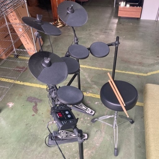 ● 電子ドラムセット