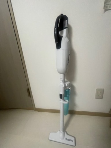 ※本体のみ※マキタ掃除機18v お値段相談下さい多少なら下げます