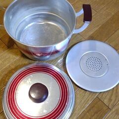 アルミ両手鍋（蒸し器兼用)の画像