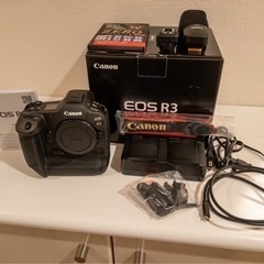 あります！Canon eos r3 未使用品