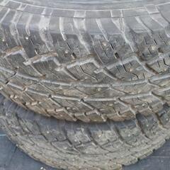 スパイクタイヤ BS 33×12.5R15 4本の画像