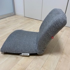 座椅子グレー　受け渡し先決定の画像