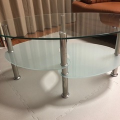 （取引中）ガラステーブル