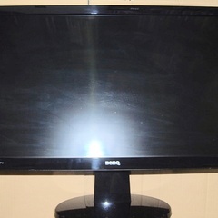 ●Mac mini (Late 2012) + 24インチディスプレイ + Apple Wirelessキィボード の画像