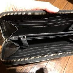 ※お話中※アレキサンダーマックィーンの財布の画像