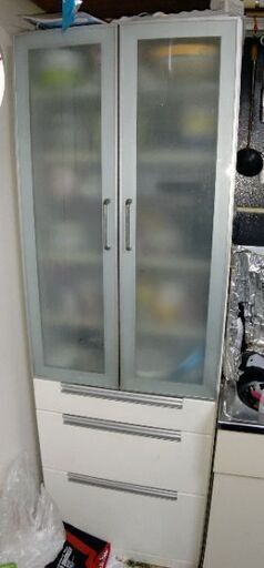 ※決まりました 食器棚 幅60 高さ180