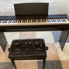 大阪市内配達無料　2012年式　YAMAHA P-105 電子ピアノ
