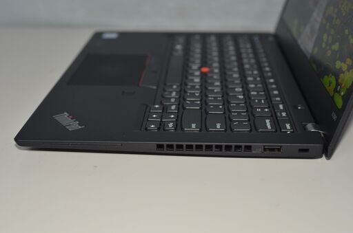 中古良品 最新Windows11+office 爆速SSD512GB LENOVO X390 第8世代i7-8565U/メモリ16GB