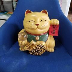 水晶玉の猫の貯金箱(一部、ジャンク)