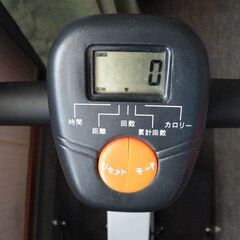 ローイングマシン（ボート漕ぎ運動器具）の画像