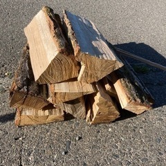 広葉樹ミックス　薪　送料込みで20000円の画像