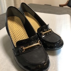 値下げ中　ローファー  黒　ヒール6cm  XL　ヌォーボ　NUOVO