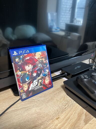 【値下げ】PS4 ペルソナ5 ザ・ロイヤル（日本版）