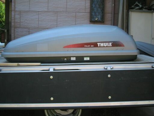 最後の1つです　BOX　アルミエアロワイドバー対応　スーリー　THULE　ルーフボックス　大型　ワイド　POLAR200　取り付け金物　鍵　釣り　キャンプ　アウトドア