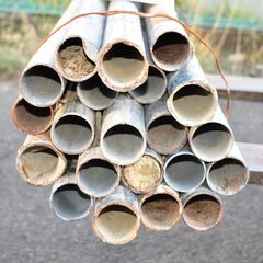 【鉄くず】≪zy539≫単管パイプ/鉄パイプ 径48mm 現状渡し【長さ 約1000～1100mm】約21本セット 現場/土木/足場の画像