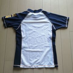 ★1000円★T&C SURF★水着★トップス★140cmの画像