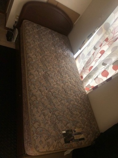 【定価11万】フランスベット　シングル