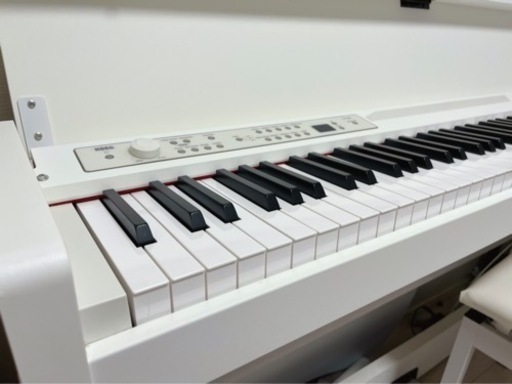 電子ピアノ　KORG