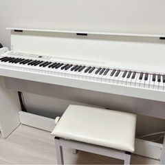電子ピアノ　KORG