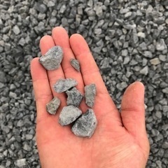 ６号砕石  配達します！の画像
