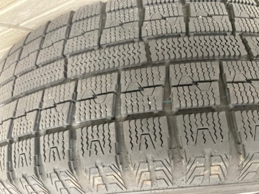 アルミホイール スタッドレスタイヤ　山あり205/60R16 16×6.5J インセット53 PCD114.3