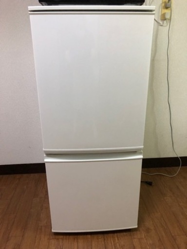 シャープノンフロン冷凍冷蔵庫SJ-D14B-W