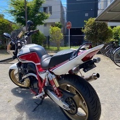 ホンダ　cb400SF REVO 限定赤フレームの画像