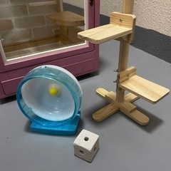 小動物ケージ＋回し車などの画像