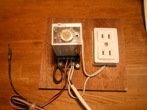 電子サーモ E5L使用　 温度調節器 温度コントローラ　０~１００℃　農電　手作り完成品
