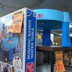 未使用展示品 ★ コストコ STEP2 ラッシング ラピッズ ウォーターテーブル 2022年 新作 水遊び ステップ2 Rushing Rapids Water Tableの画像