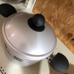未使用品　キッチン　むし器　兼用　深鍋　18cm   人気商品‼︎   おすすめ　お買得‼︎   の画像