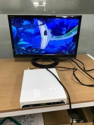 取引場所　南観音　ロ  2207-234   ★値下げ★①  AVOX   DVH-W180W    DVD/CDプレーヤー　リモコン無し　コンパクト