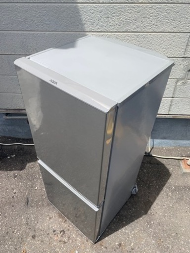 札幌市内配送無料 美品 20年製 AQUA アクア 126L 2ドア冷凍冷蔵庫 AQR-13J 右開き